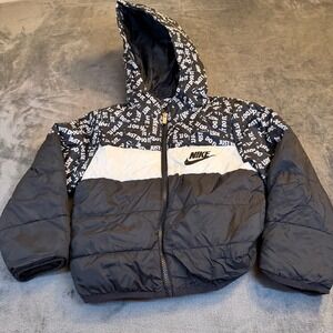Kids Nike Puffer Jacket Hooded Black White Just Do It Print Size 6 6Y Medium